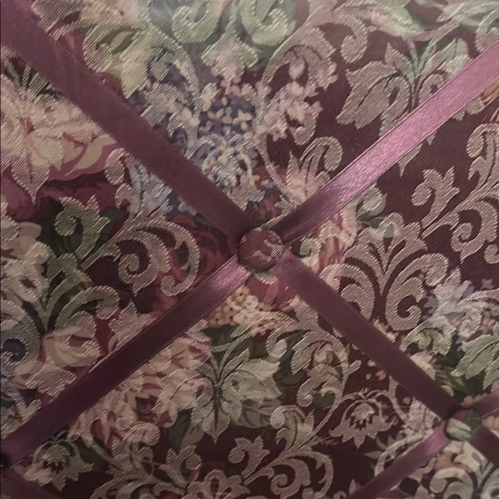 Vintage Burgundy Damask Jacquard Fabric Floral Memo Board Wall Art Accessory